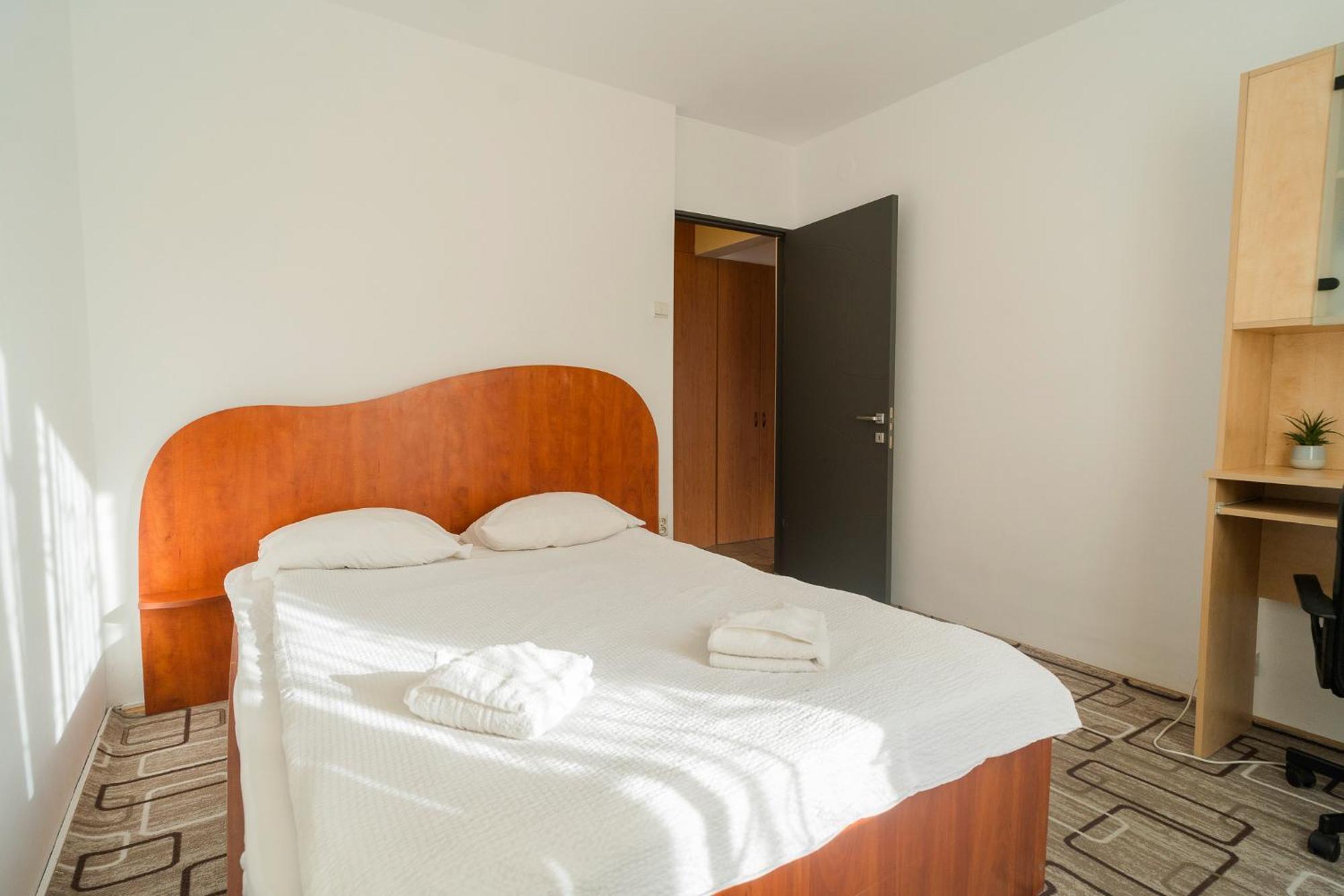 Rustic & Spacious 3Br Apartment Bukareszt Zewnętrze zdjęcie